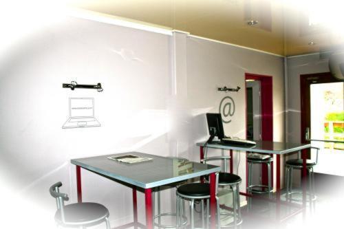 Hotel De L'Europe Pierre-Benite Ngoại thất bức ảnh